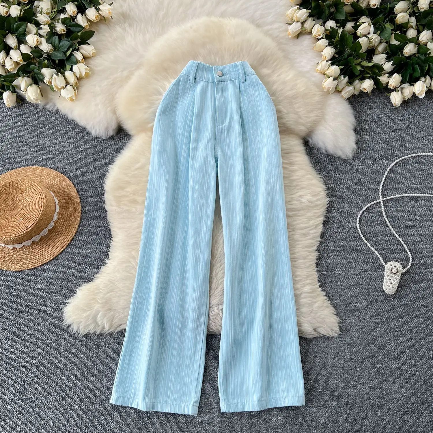 กางเกงยีนส์ขากว้างเอวสูงผู้หญิงฤดูร้อนใหม่แฟชั่นลายหลวมตรงสบายๆอินเทรนด์กางเกงสีทึบเสื้อผ้ากางเกง