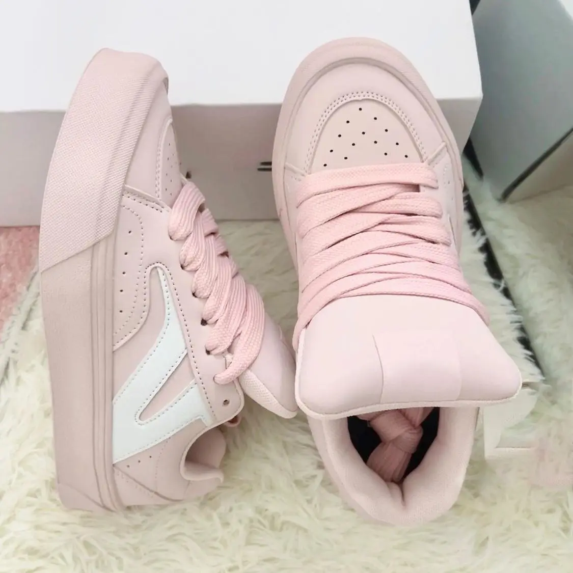 SHANPA Pink Design Womens Sports Shoes Fashion Korean Style Skateboard Shoes for Women Sweet Casual Versatile Female Sneakers