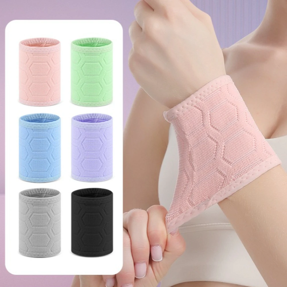 Elastic Sports Wrist Sleeve Honeycomb Texture Sweat Wicking Wrist Support Brace for Gym Running Fitness Joint Protection