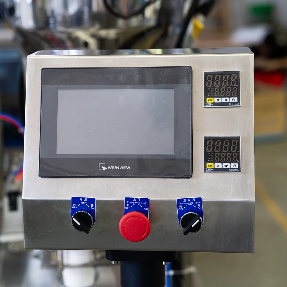 آلة تعبئة وختم مشروبات الزبادي ذات الأكواب الدوارة الأوتوماتيكية بالكامل