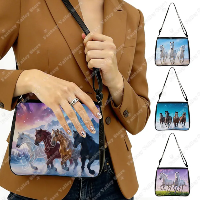 The Racing Horse Graphic Print Shoulder Bag Galloping Horse Women Handbag Phone Wallet Key Holder Large Capacity Bag for Ladies