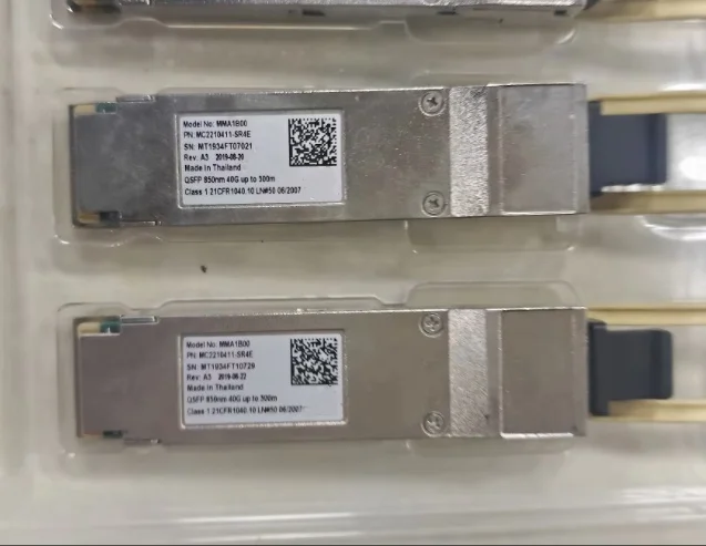 

1 шт. оригинальный многомодовый модуль 40G MMA1B00 MC2210411-SR4E QSFP28 интерфейс