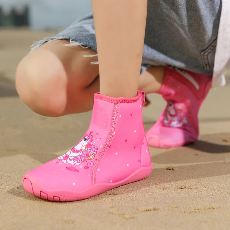 Ragazzi e ragazze bambini caviglia alta spiaggia scarpe da immersione rapide Qianjiang scarpe da nuoto scarpe da pavimento Fitness Indoor scarpe da bagno