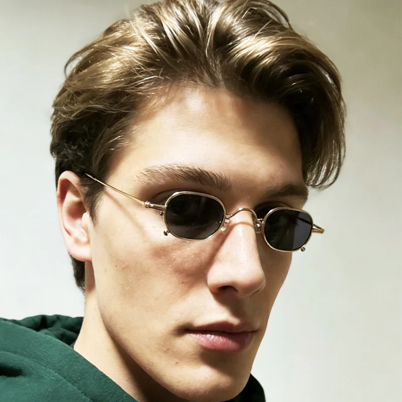Fashionable Retro Punk Small Polygonal UV400 Polarized Sunglasses, Suitable for Men and Women's Double-Layer Sunnies with 4 Len