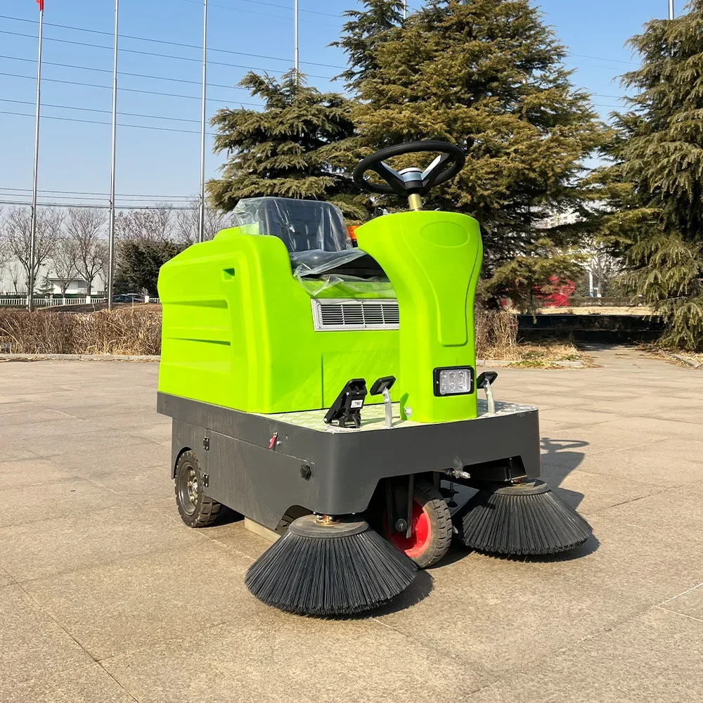 High Quality Industrial Automatic Vacuum Floor Sweeper Machine Ride on Electric Street Floor Sweeper for Sale