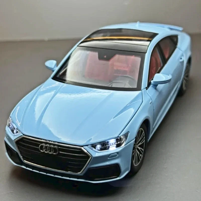 

Simulation 1:24 Audi A7 Alloy Car Model With Sound Light Pullback Diecast Metal Toy Vehicles Boy Car Toy Gift Collective Voiture