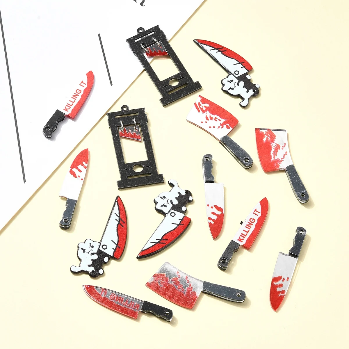 15 pezzi 5 stili Halloween stampato opaco acrilico coltello pendenti collana orecchino risultati gioielli fai da te