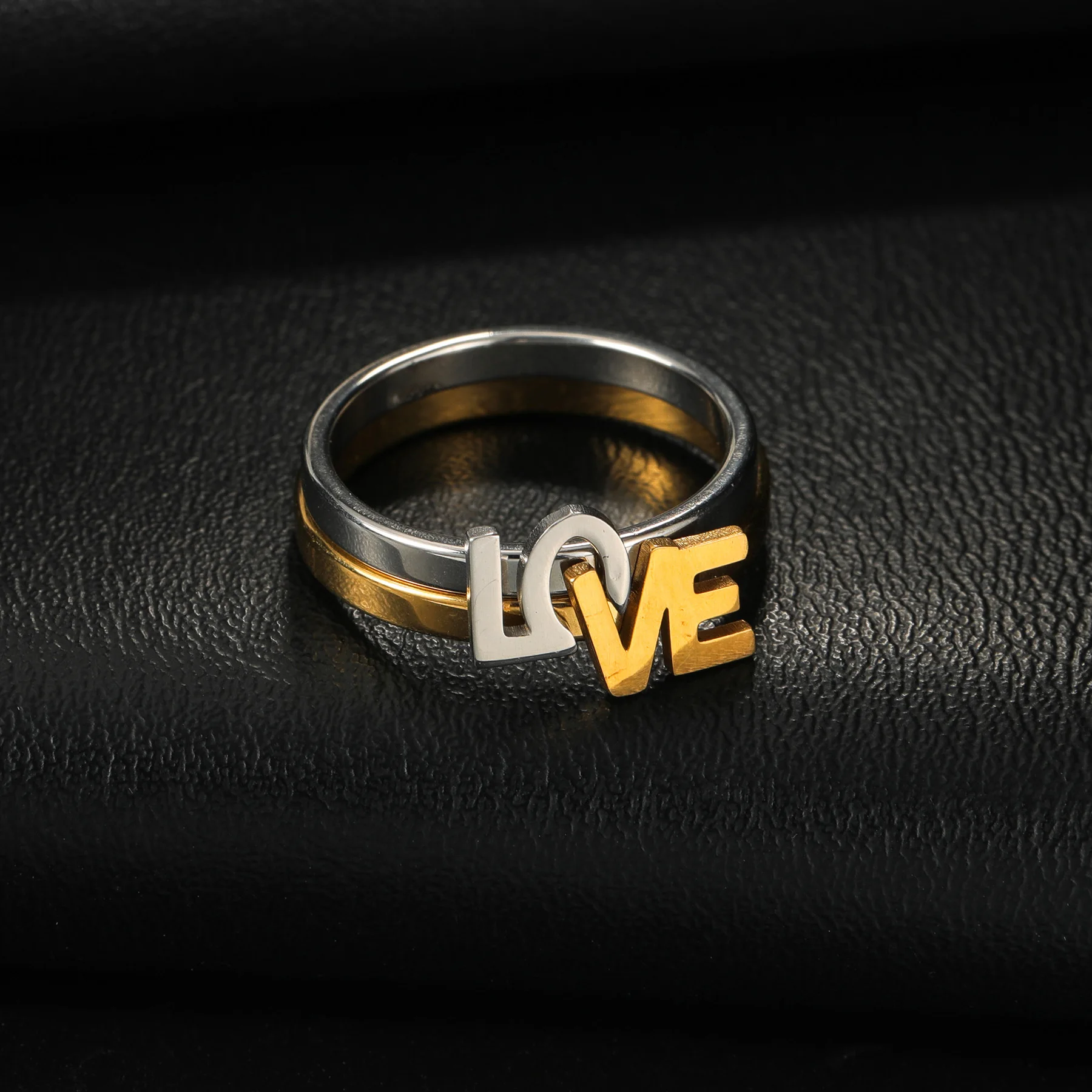 Fashion Letter Love Puzzle Cou - Men'S Accessories Hand Bands 评论和价格