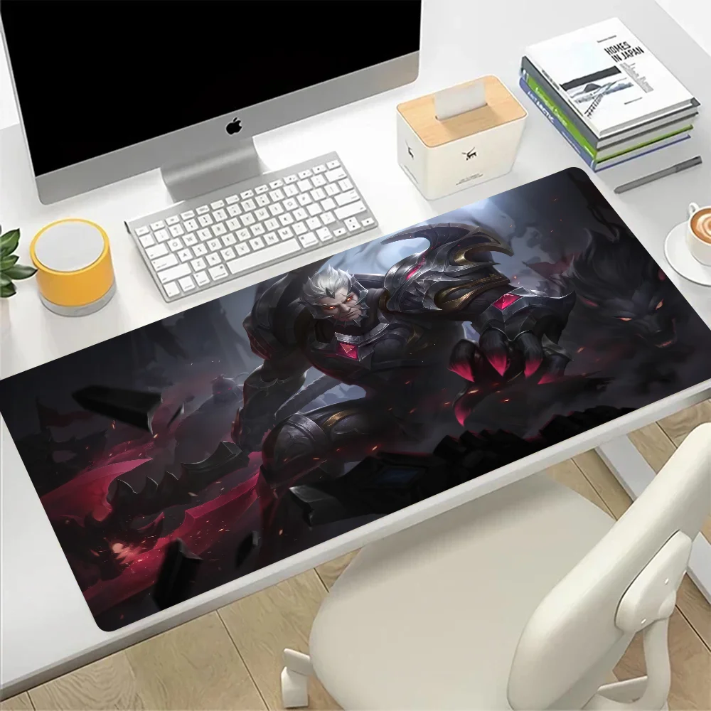 League of Legends Darius Large Mouse Pad Gaming Mousepad PC Gamer Computer Office Mouse Mat XXL Laptop Keyboard Mat Desk Pad