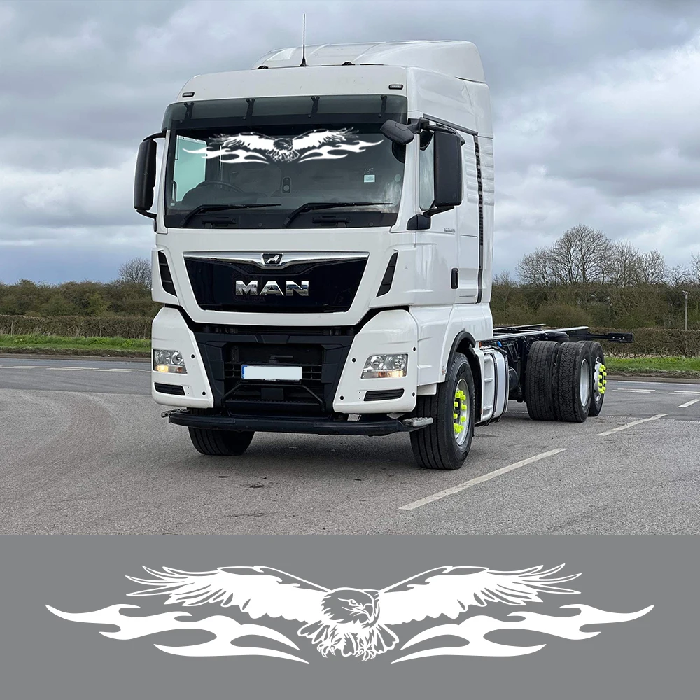 Fuego Vector: La Pegatina de Parabrisas que Transforma tu Camión en una Pieza de Arte