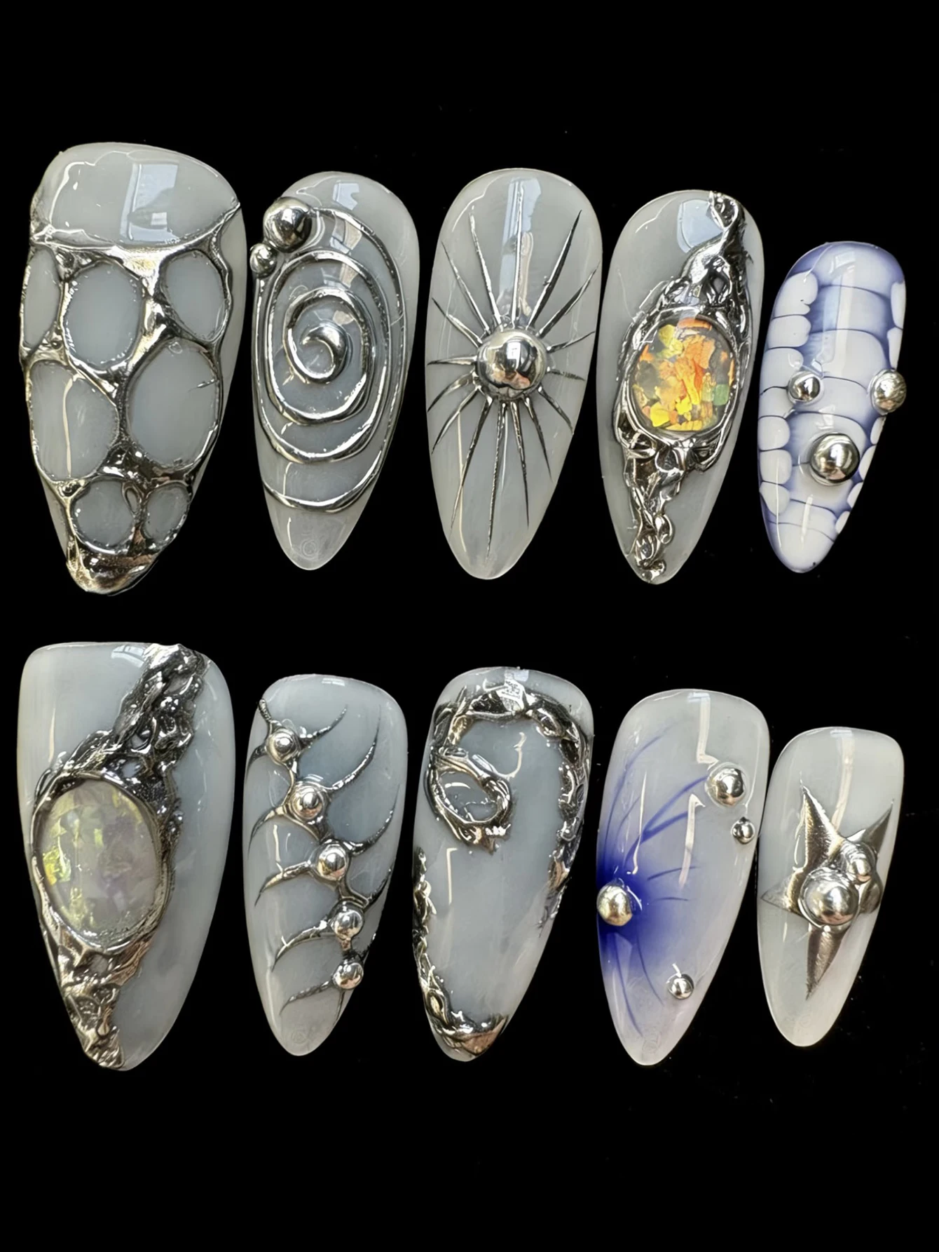 Set of 10 premium, handcrafted, vintage-style press-on nails; minimalist design; reusable; suitable for daily wear or parties.