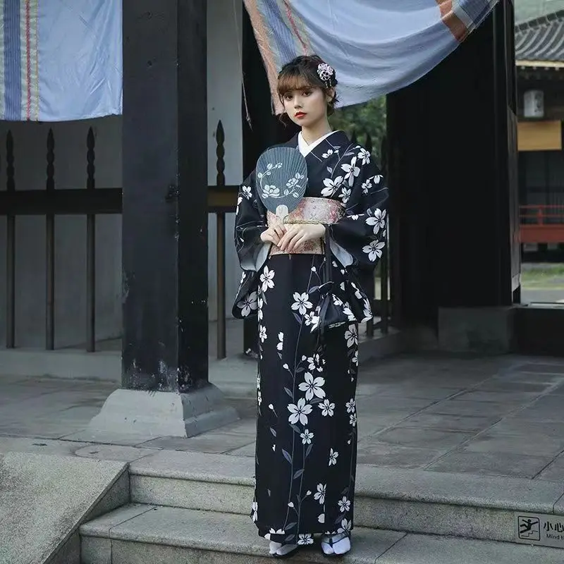 2023 Vintage Style Women\'s Long Dress Traditional Japan Kimono Black Color Yukata Bathrobe Cosplay Clothing Photography Dress