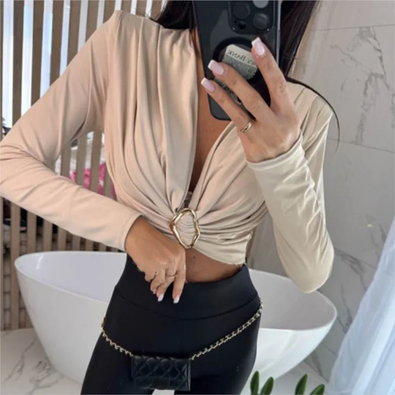 2025 été nouvelle fête et tenue décontracté épicé chaud fille Style Sexy col en v recadrée à manches longues haut froncé taille coupe ajustée culture maille t-shirt