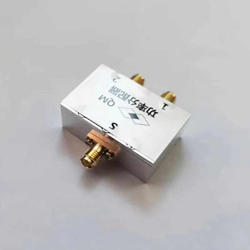 

Делитель мощности 1-700 МГц Делитель мощности RF Комбайн Распределитель часов IF Делитель мощности