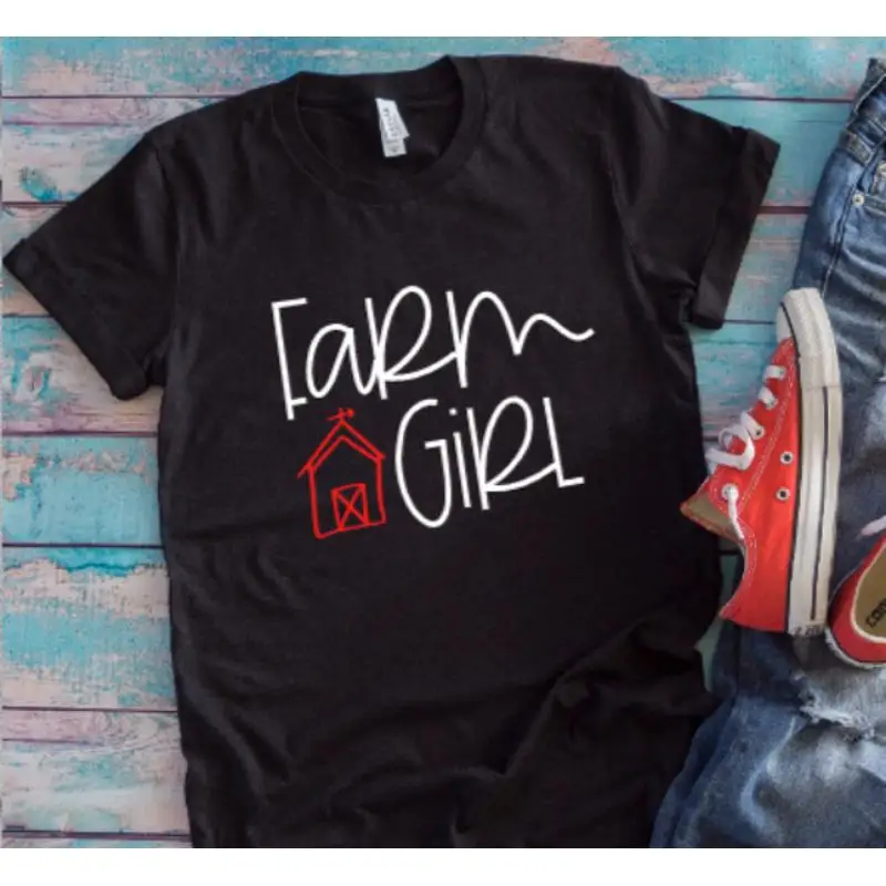 

Черная футболка для девочек на ферме