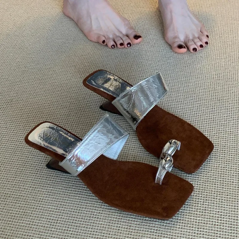 

2026 New Summer Women Fashionable Open Toe Slippers Simple and High-quality Style Heel Women Flip Flops Square Toe Slippers