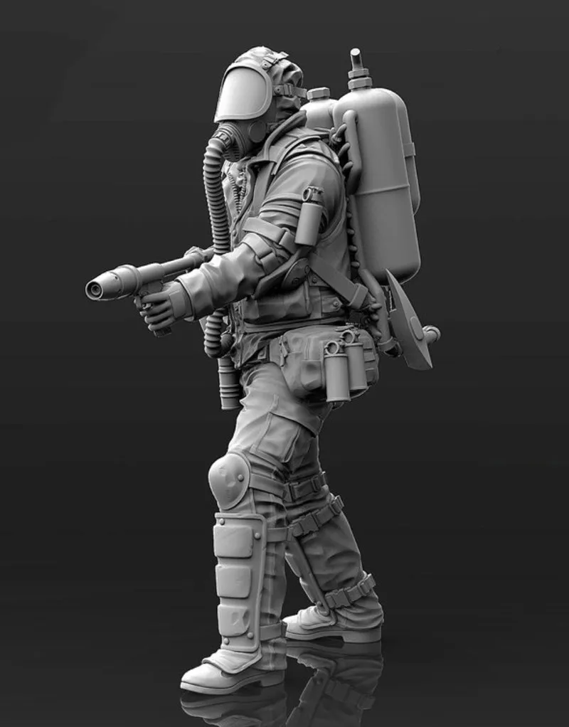 1/35 Biochemical Mask Flamethrower Soldier Gk Resin Micro Miniature Figure 3d Printed White Model Unassembled Unpainted Toy Kit