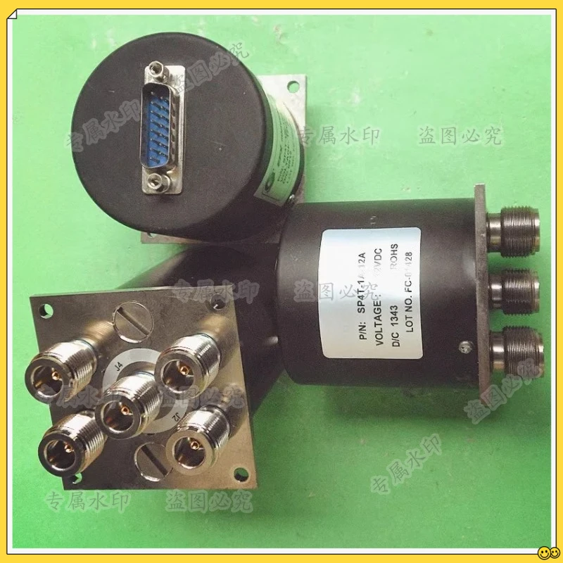 

Высокомощный коаксиальный радиочастотный переключатель E P X SP4T-1A-12A 12В DC-12ГГц SP4T N