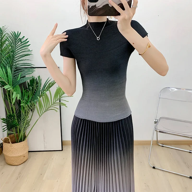 ALSEY Gradient Gray Pleated Corn Grain Top + Temperament Pleated Half Skirt Two Piece Women's Suit 2024 Summer New