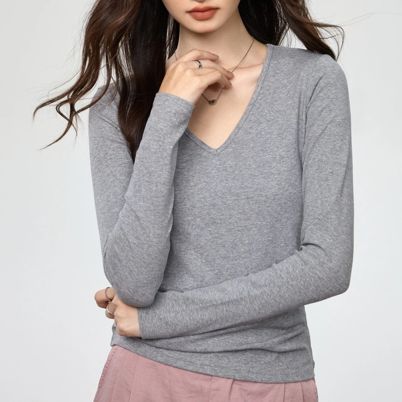 Women V Neck Long Sleeve T Shirt Soft Skin-friendly Slim Fit Versatile New Fashion Layering Top Female Basic Tee