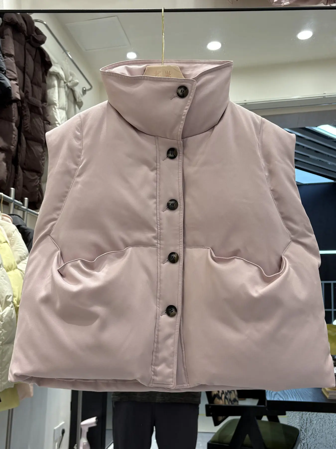 

Women's Fashionable Loose Stand Collar down Jacket Short Vest Thick Warm Coat Duck down Filling Memory Fabric Artistic Style