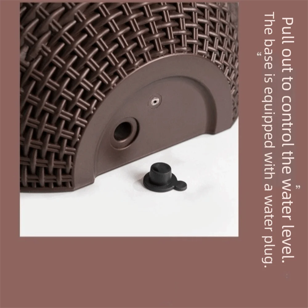Half Round Wall Hanging Basket Wear-resistant Decorative Over Fence Planter Plastic Rattan Weaving Wall-mounted Planter