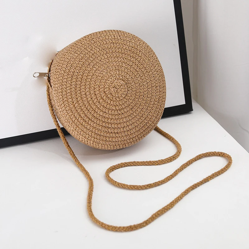 Summer Round Straw Shoulder Bags Handmade Woven Crossbody Bag Purse New Trendy Beach Bag Daily Messenger Phone Handbag