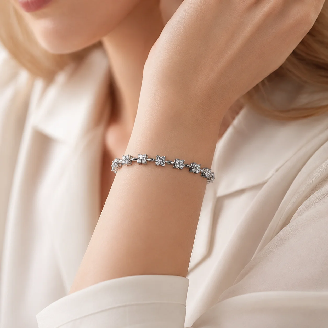 Daisini Flower Bracele Embellished with Premium Swarovski Crystals T Quality Brass with 18K Rose Gold Plated Wedding Bridal Gift