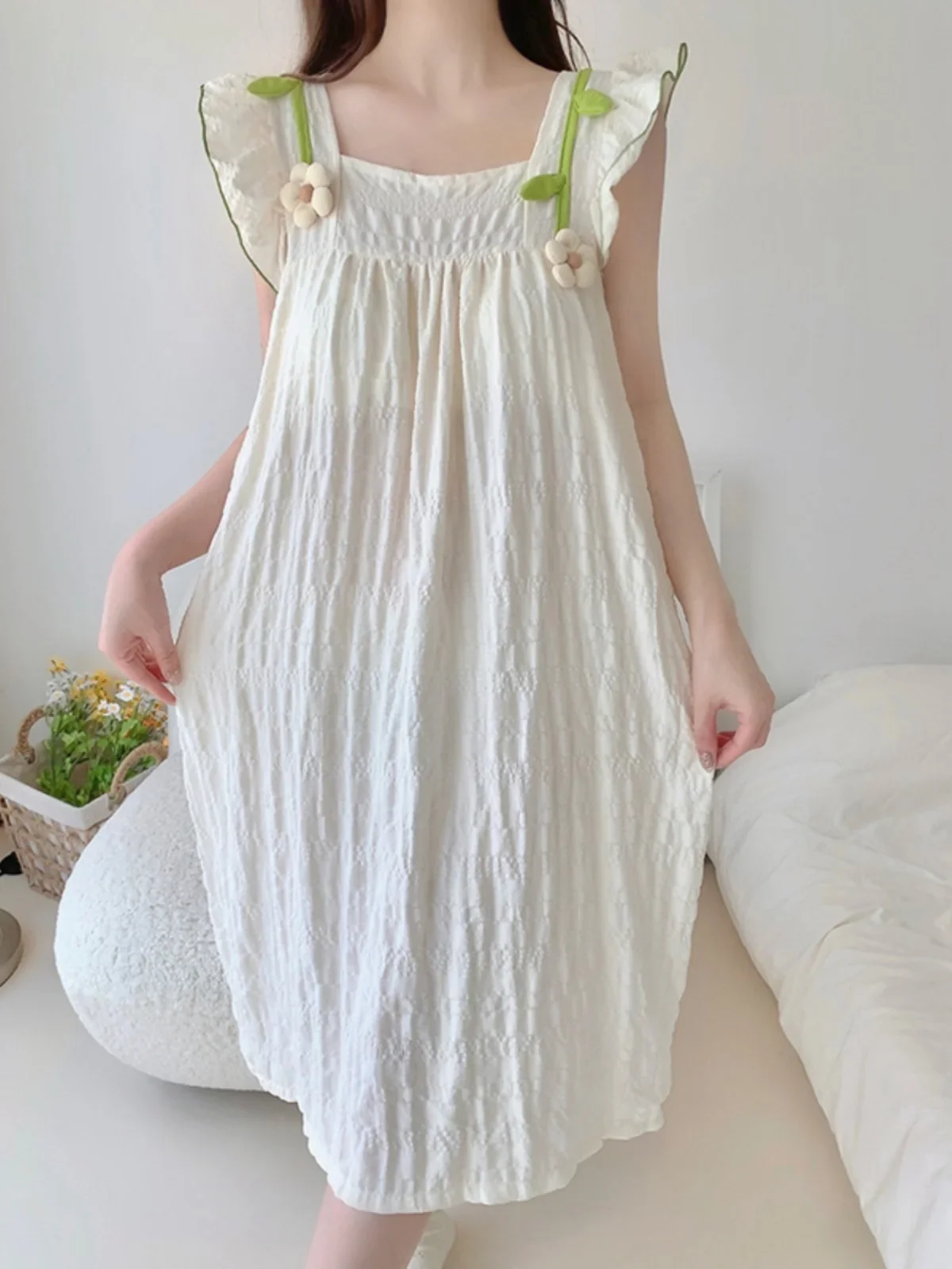 Summer Nightgowns Women Flower Appliques Sweet Padded Sleepwear Baggy Prairie Chic Aesthetic Korean Fashion Home Lounge Girls