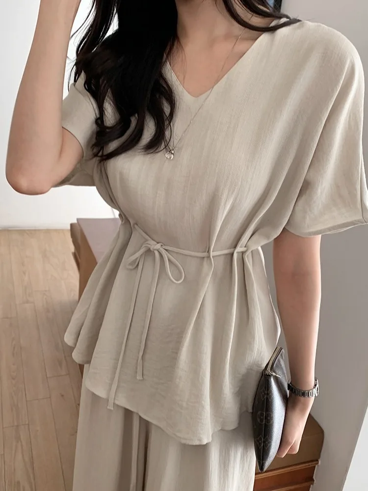 

2025 Summer Trendy Women's Korean Sle V-Ne Loose Dstring Waist Top with Elastic Wide Leg Pants Two-Piece Set