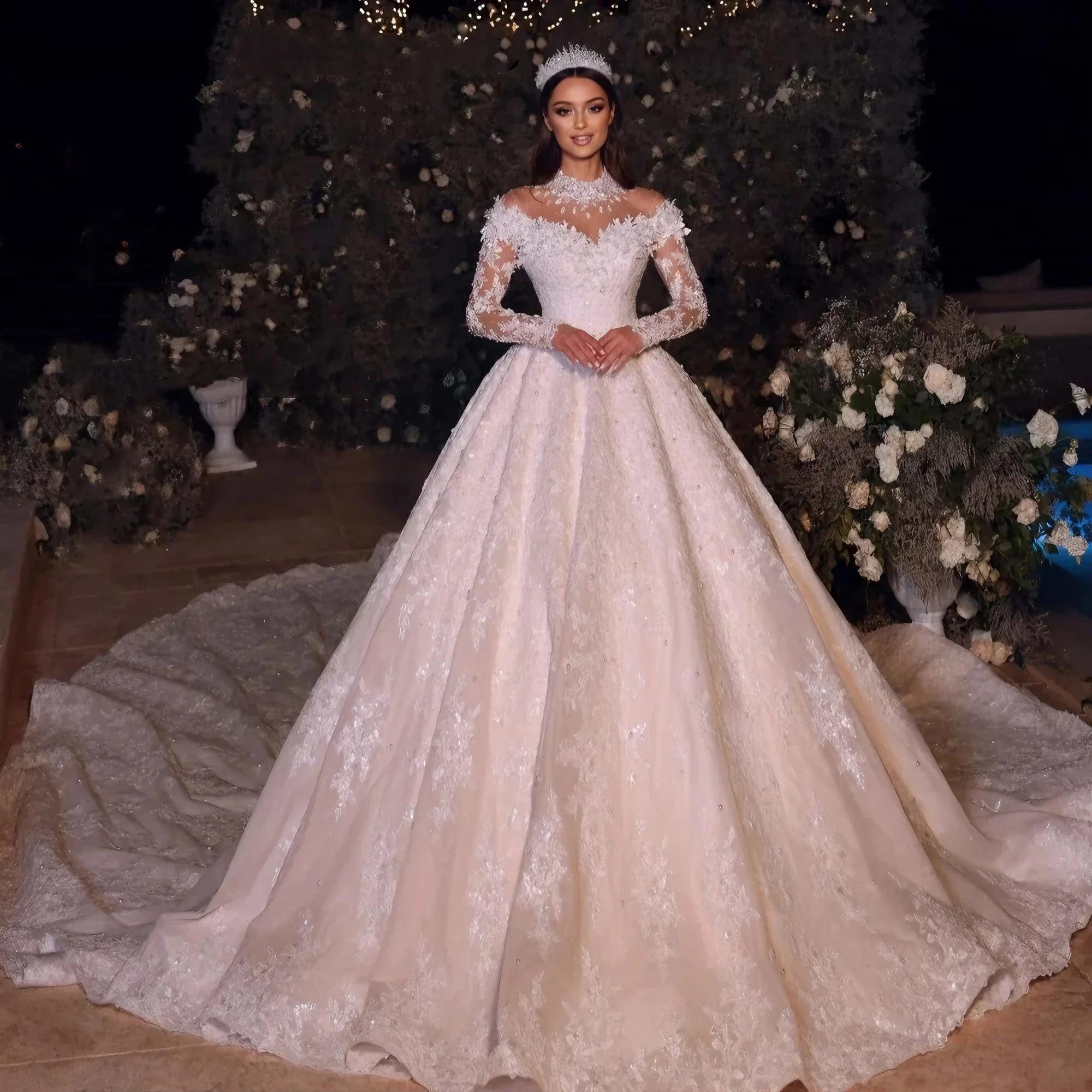 Customized Luxury Sparkling Lace Long Sleeve Wedding Dress A-line Muslim Decal Bead Decoration Bridal Dress Robe