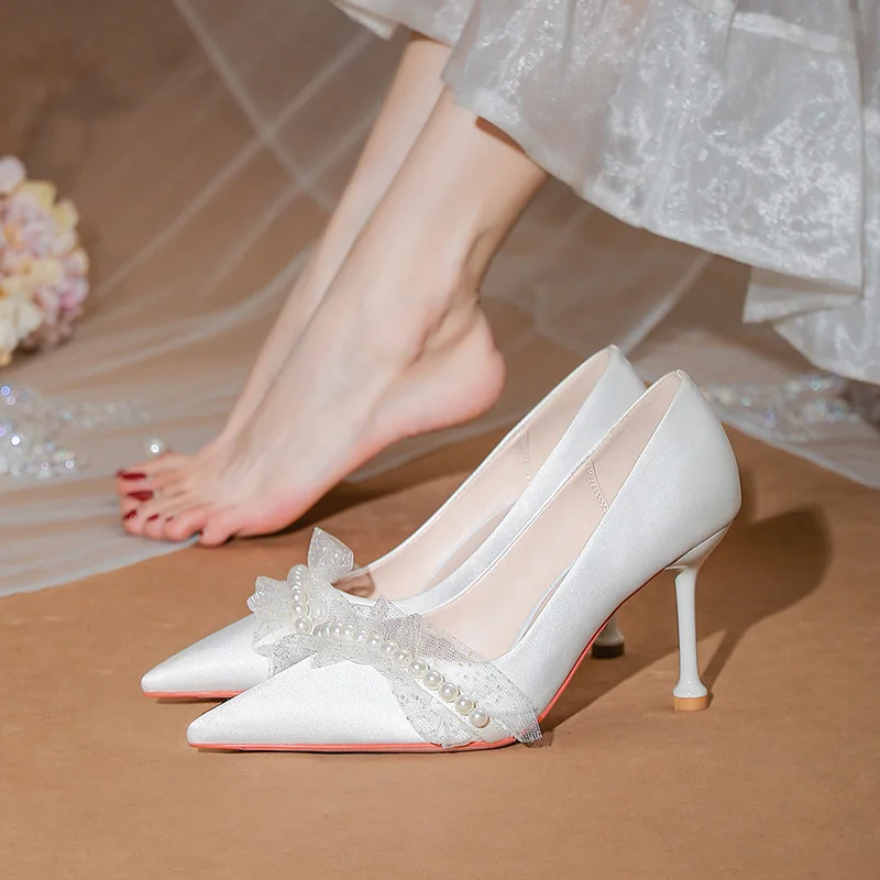 

Bride Wedding Shoes Fench Style White High Heel Female Bride Dress Pumps Satin Cloth Pearl Lace Strap Daily Single Shoes Elegant