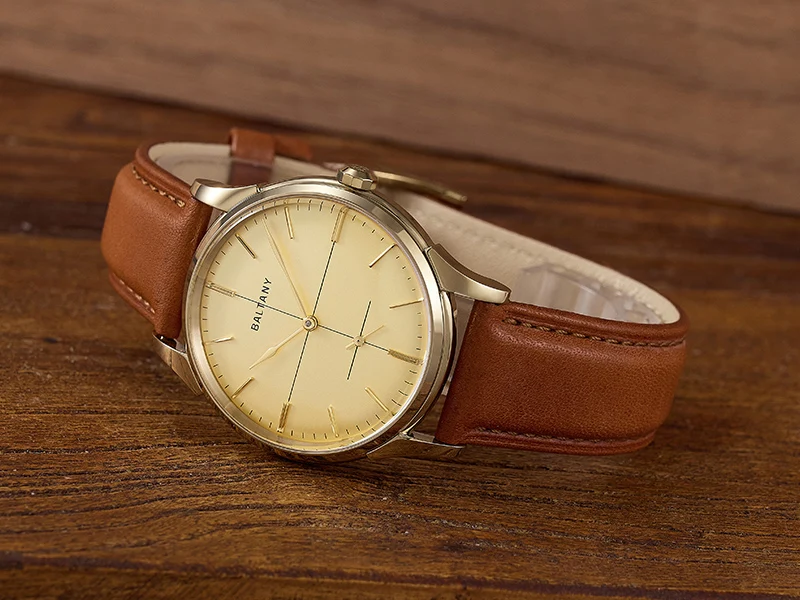 Baltany S4092 38mm Schlanke Vintage Dress-Uhr Elegantes Zifferblatt mit Fadenkreuz Kleine Sekundenanzeige Saphirglas Lederarmband Formelle Büro- und Alltagsuhr – Detail 7