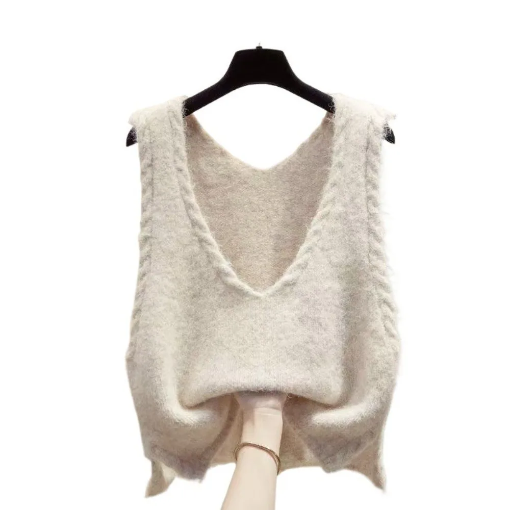 Fashion V-Neck Knitted Sweater Vest Loose Slimming Sleeveless Top Breathable Knitted Vest Women