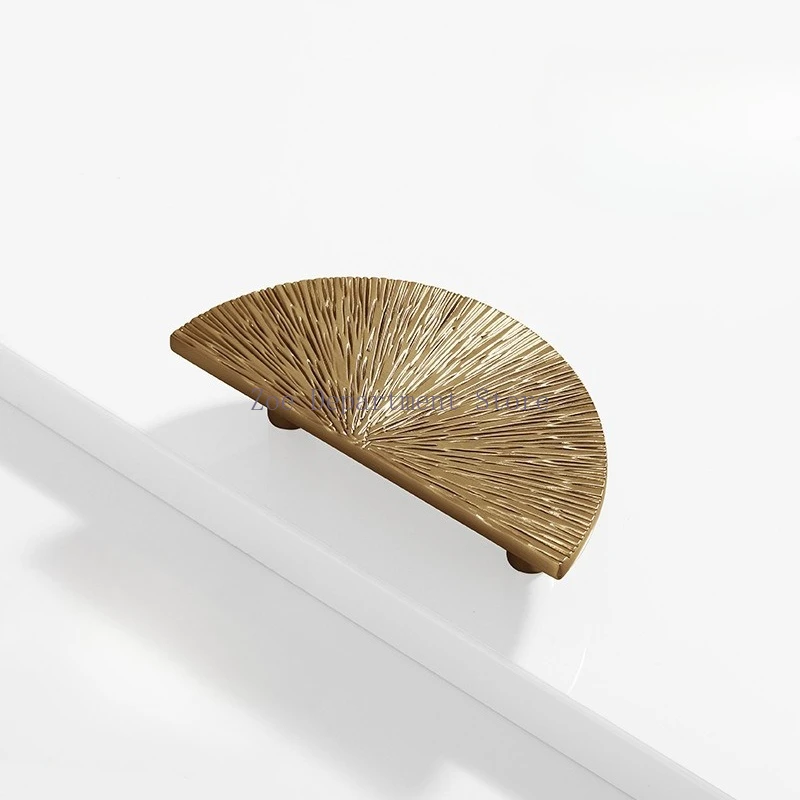 

Элитная ретро-ручка для шкафа, антикварная, ручной работы, с узором под молоток, креативная полукруглая вертикальная ручка с узором