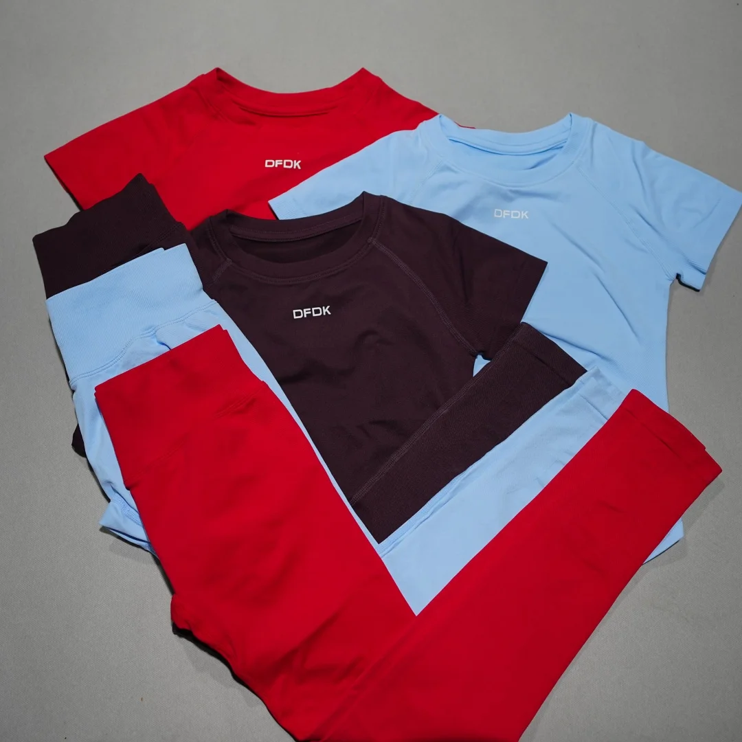 Conjunto Deportivo DFDK 2026 para Mujer, Top de Manga Corta sin Costuras, Pantalones Ajustados para Correr, Ropa Deportiva Transpirable Informal