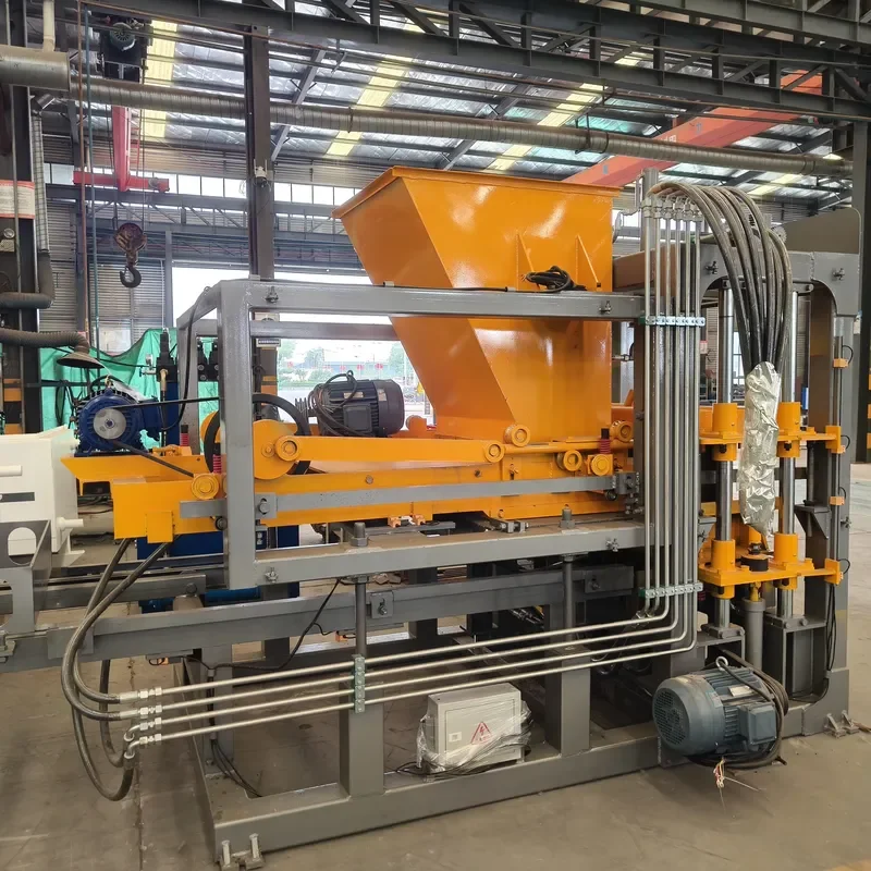 QT4-15 Automatic High Efficiency Hollow Solid Paving Block Making Machine with Engine and Pump for Construction Brick