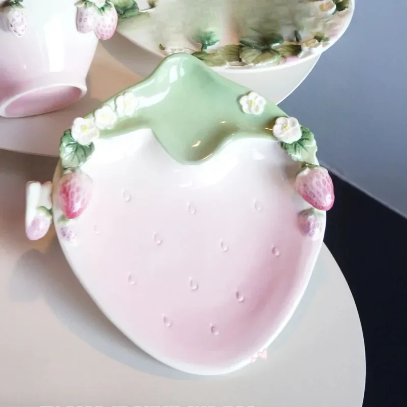 handmade ceramic plates and spoons, hand-painted underglaze colors in bowls, gift tableware, beautiful three-dimensional