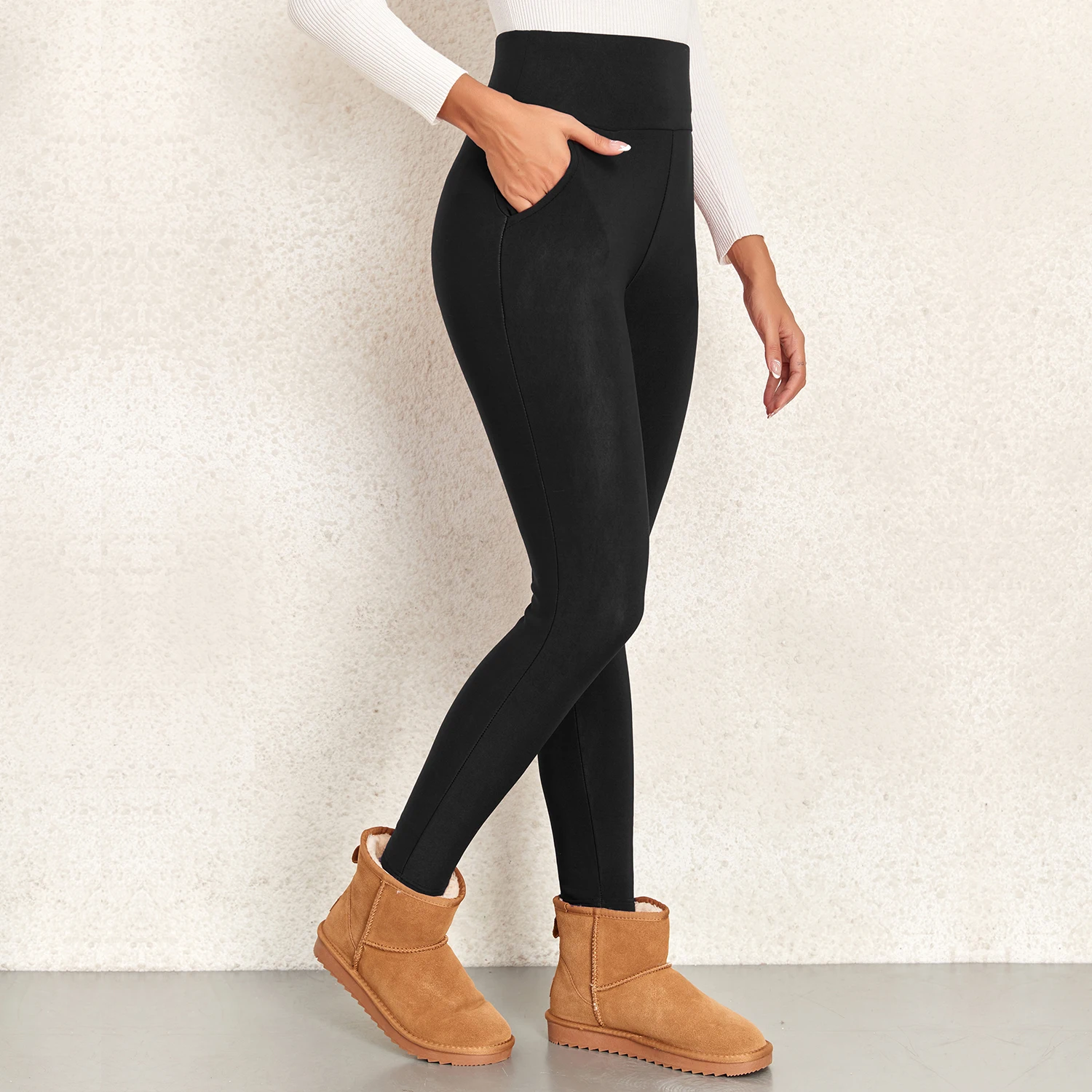CHRLEISURE Velvet Lamb Wool Yoga Pants with Pockets Winter Warm Sports Leggings Solid Color Fleece Comfortable Tights