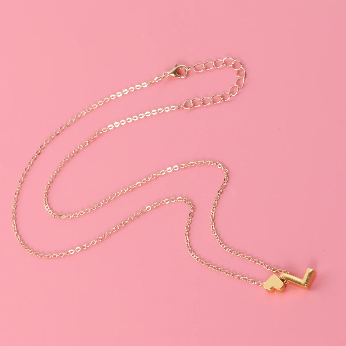 

Heart Shape Alphabet Necklace For Women Personalized Letter Pendant Golden Lightweight Jewelry Gift Nickel Cadmium Free