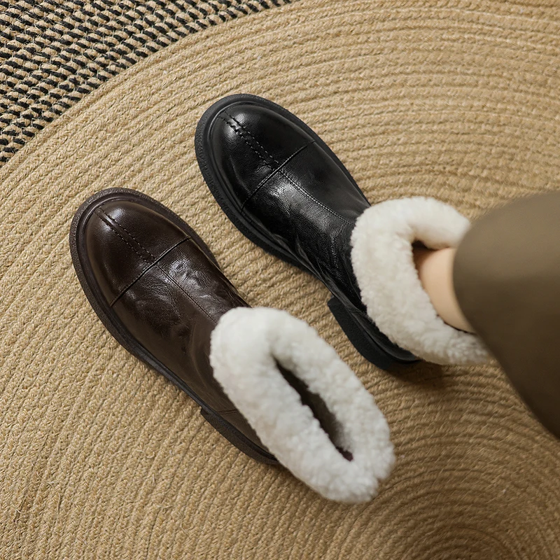 【Vielseitiger Stil mit niedlichem und zeitlosem Stil】 in Stiefeletten aus weicher Lammfellwolle für ein bequemes Pendeln