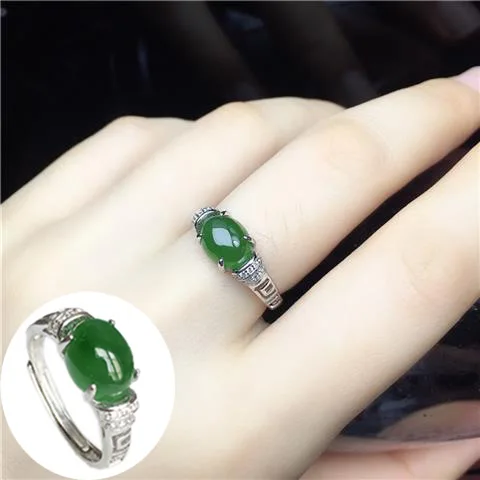 Lady silver-plated synthetic green ring - Elegant and fashionable open design. A birthday gift will bring you good luck.