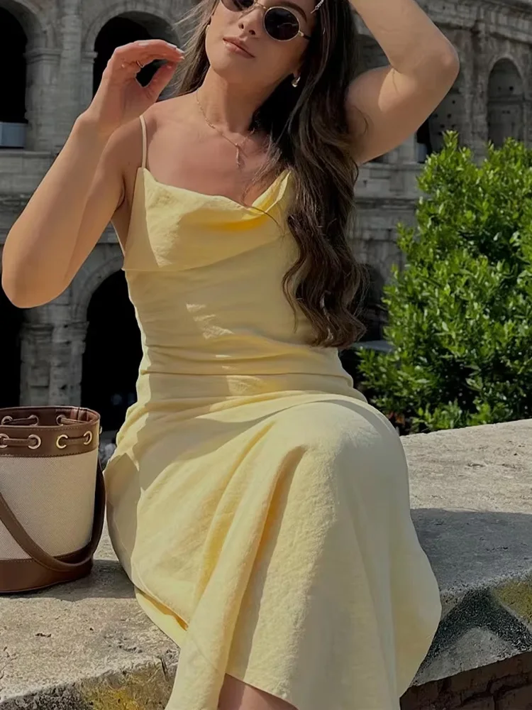 HH 2025 الصيف المرأة مثير بلا أكمام فستان بدون ظهر موضة امرأة الظهر الفرقة غير المتكافئة الديكور سليم فستان بكتافة