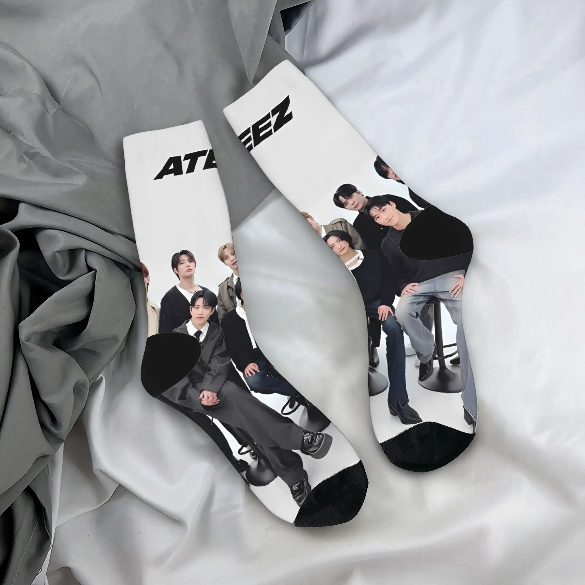 

Kpop Ateez Band Socks Autumn Stockings Harajuku Men Soft Socks Pattern Running Sports Anti Sweat Socks