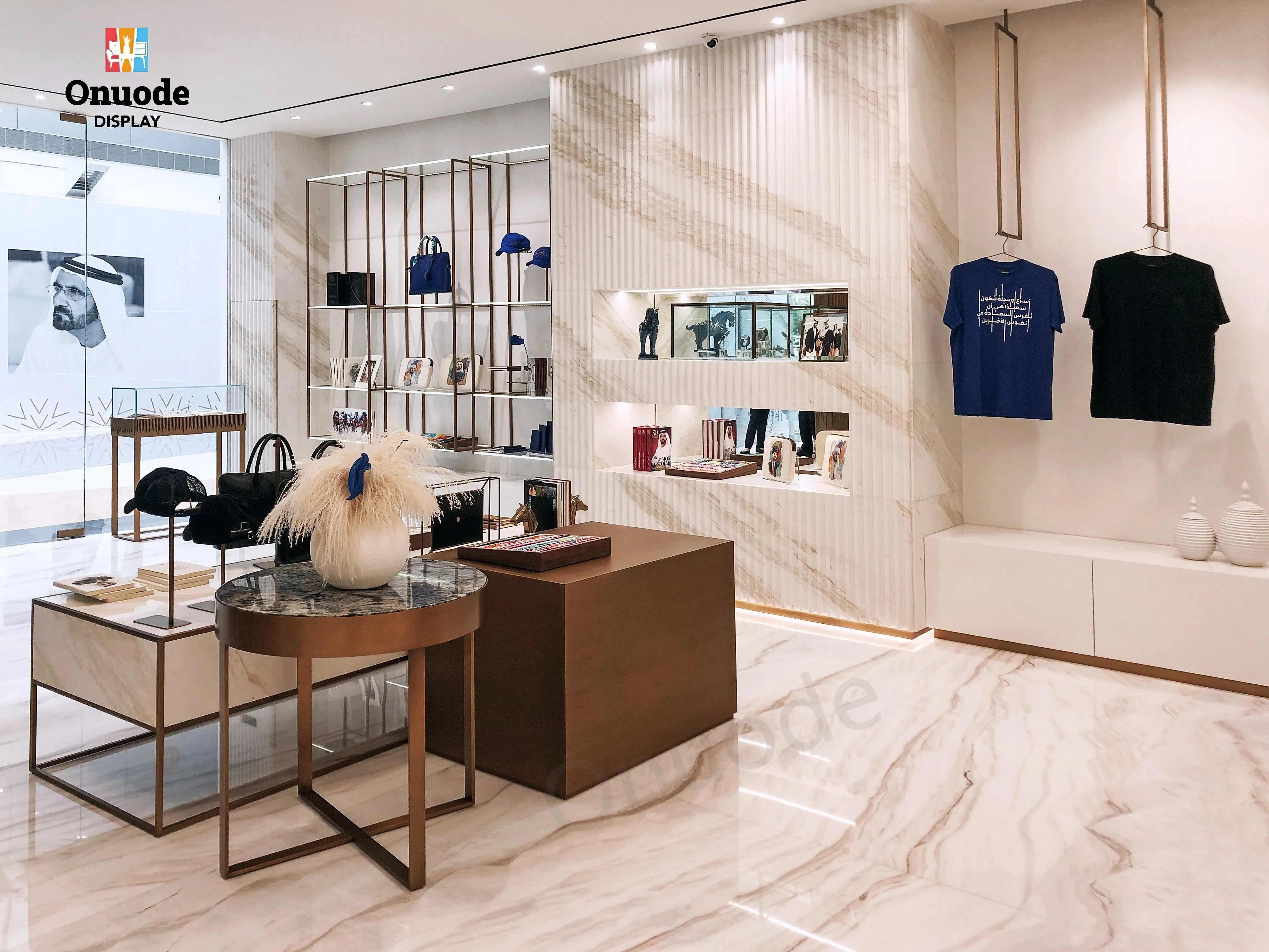 Custom.Jewelry Shop Full Display Set with Custom Glass Watch Cabinet Display and MDF Counter Design for Shopping Malls