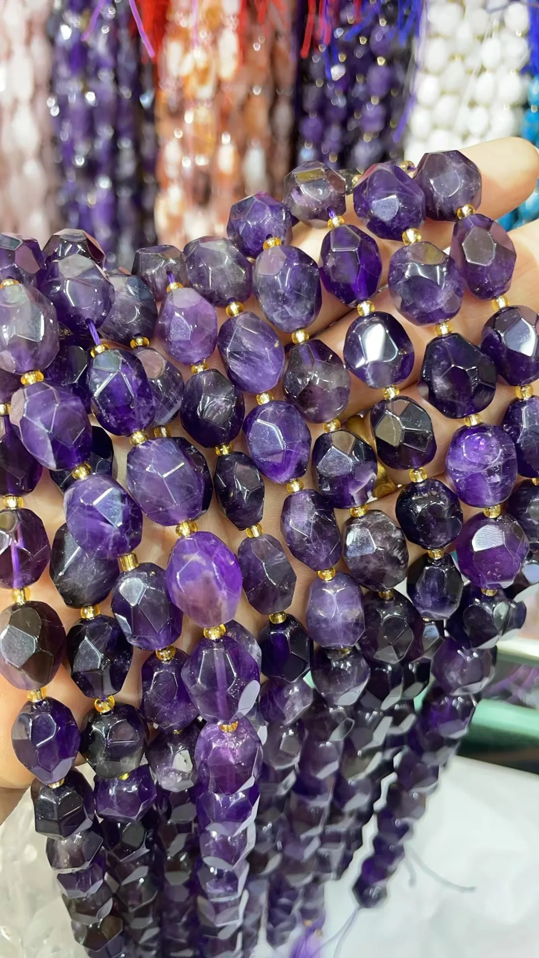 

10x14mm Natural Amethyst Water Of Cltrlne Cut face Length Dagree 39 cm Big Overview 24 Grain