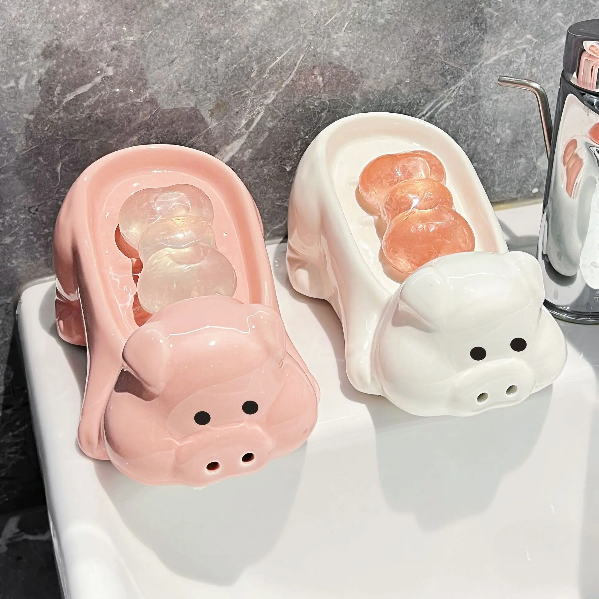 

draining soap dish holder Cute pig soap box cartoon creative ceramic soap box storage rack no water accumulation in bathroom