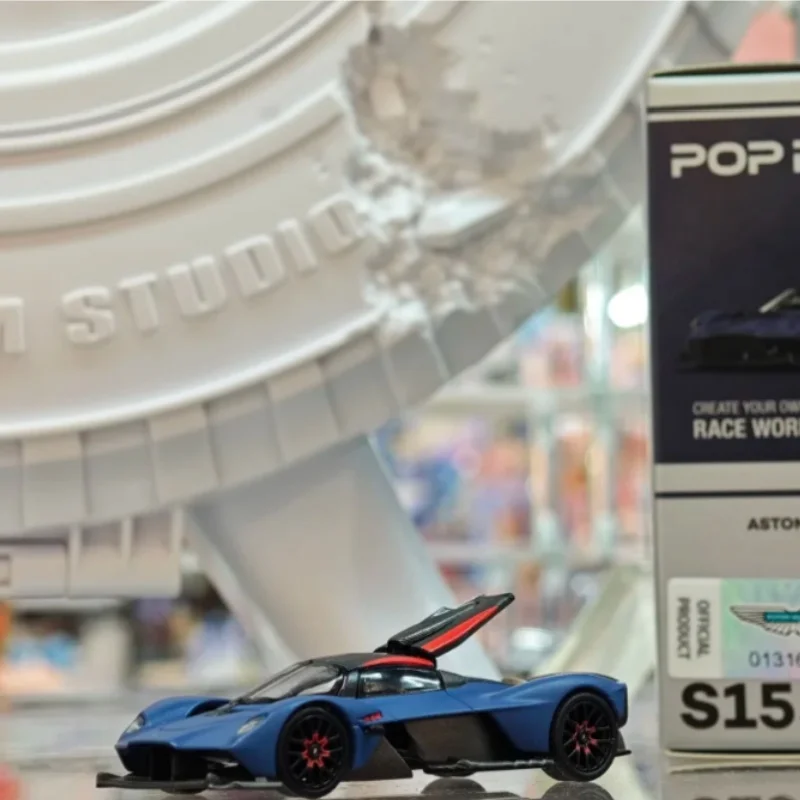 

XCARTOYS 1/64 Scale Alloy Diecast Car Model Toy In Matte Dock Blue Finish Non-Radio Controlled Vehicle Collectible Item