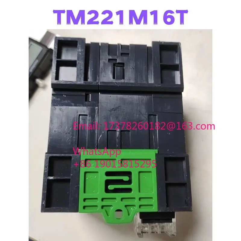 Tweedehands TM221M16T PLC-module OK getest