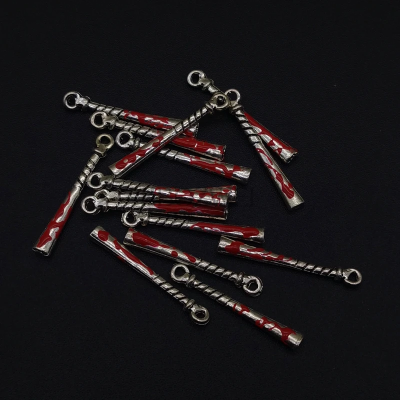 

10pcs Halloween Zinc Alloy Silver Bloody Baseball bat Color Charms Knife Pendants for DIY Bangle Bracelet Findings